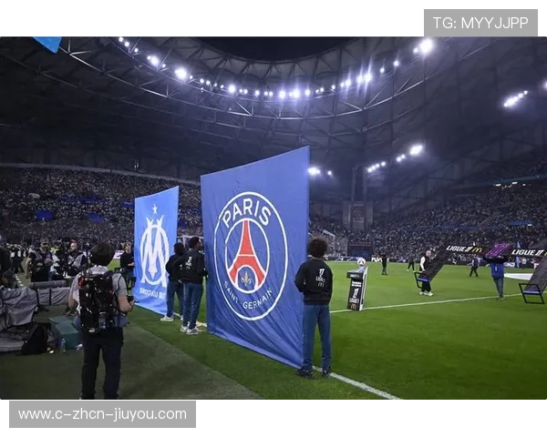 巴黎连续边路传中形成杀机，内马尔头槌得分